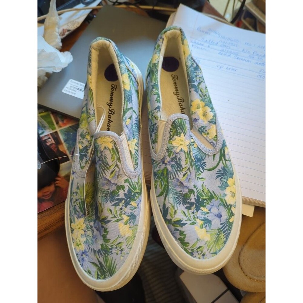 NWT Tommy Bahama Ferris  Floral Slip-On Casual Shoes Sz 8.5